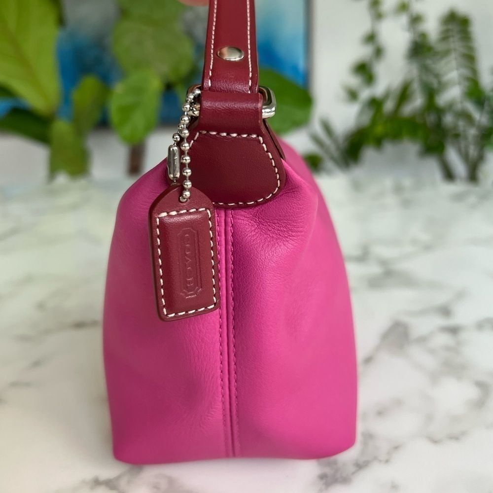 COACH Vintage Y2K EST. 1941 Leatherware Mini Shoulder Baguette Bag Pink Leather - Picture 4 of 12